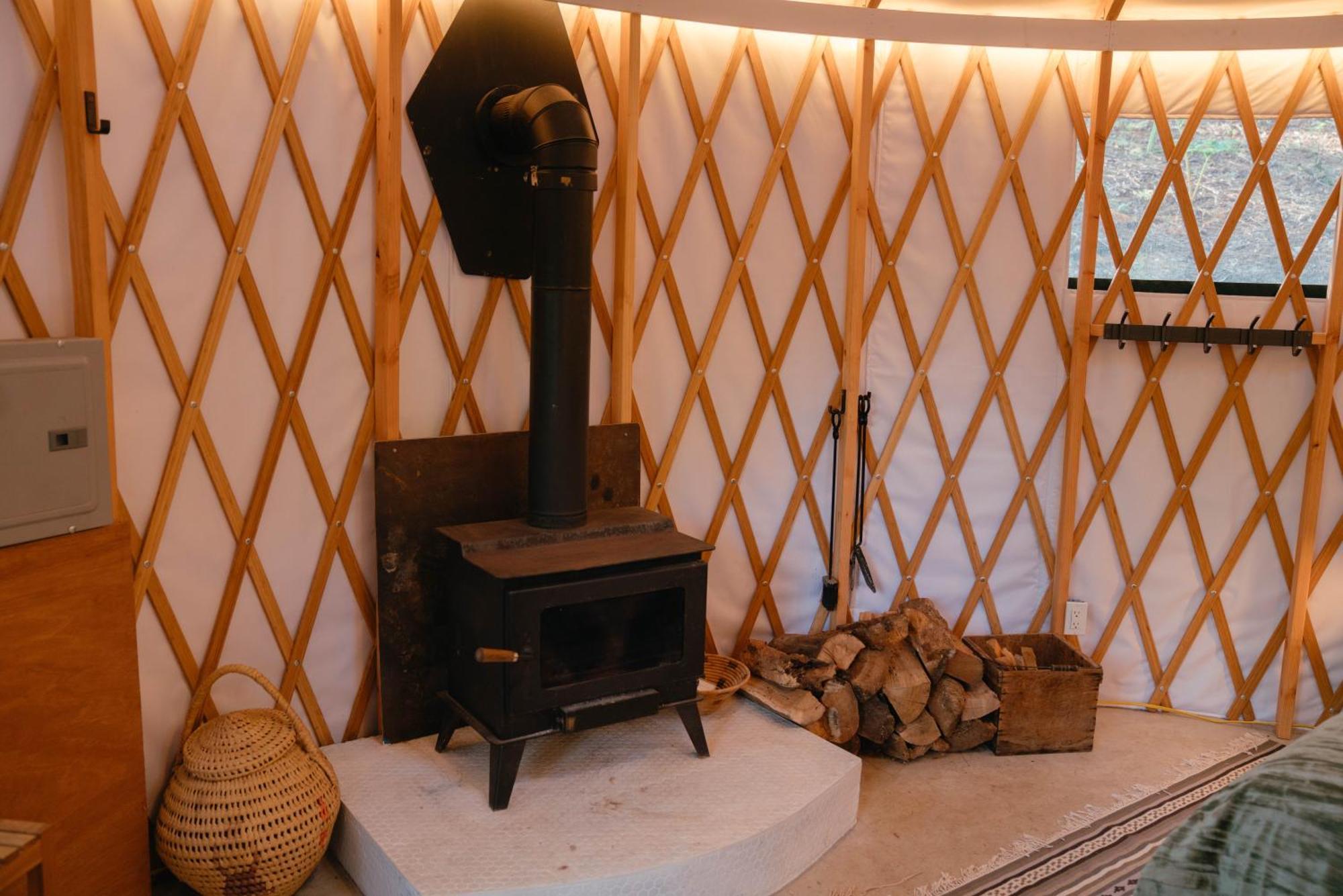 Magical Yurt In The Woods - 2 Miles From Town Hotel Nevada City Bagian luar foto